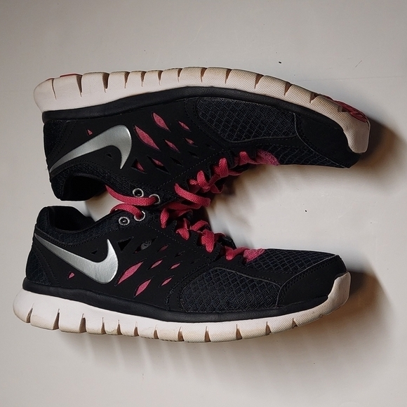 Nike Flex 2013 Running Sneakers Shoes Black and Pink Size 9.5 - Picture 3 of 10